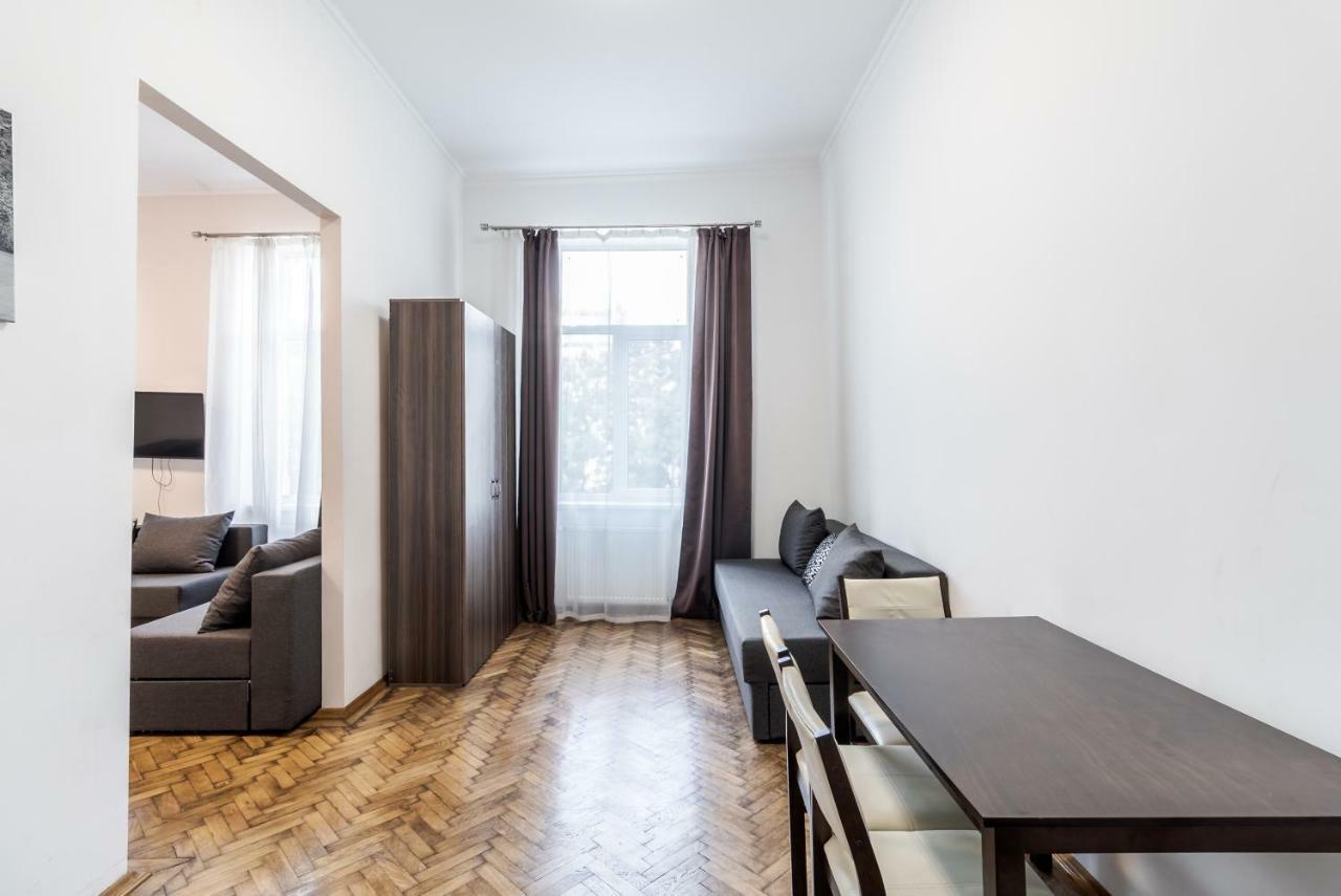 Kumpel Apartment Liov Exterior foto